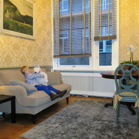 Apartments Suites In Антверпен Номер фото